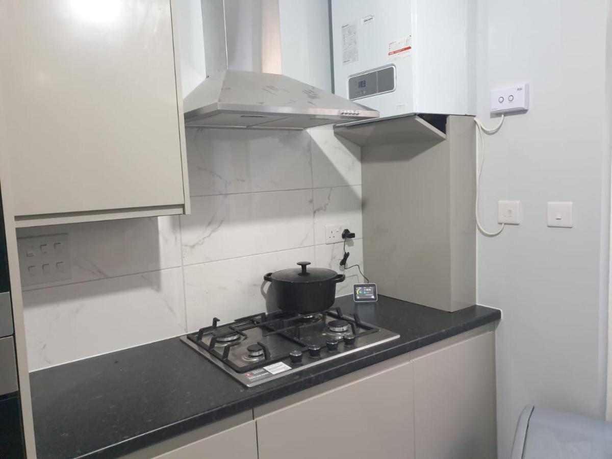 Burney Tomar House Appartement Croydon Buitenkant foto