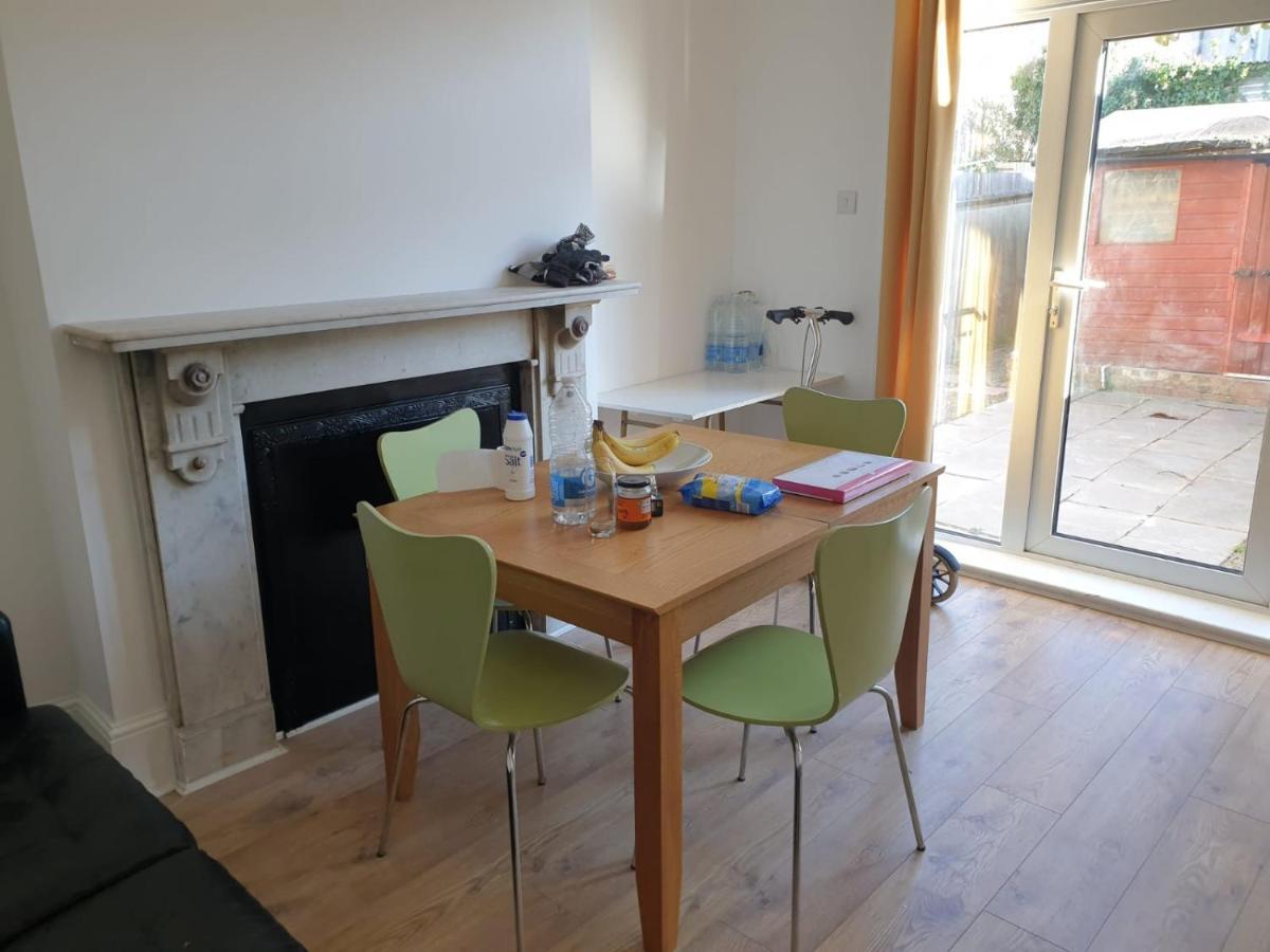 Burney Tomar House Appartement Croydon Buitenkant foto