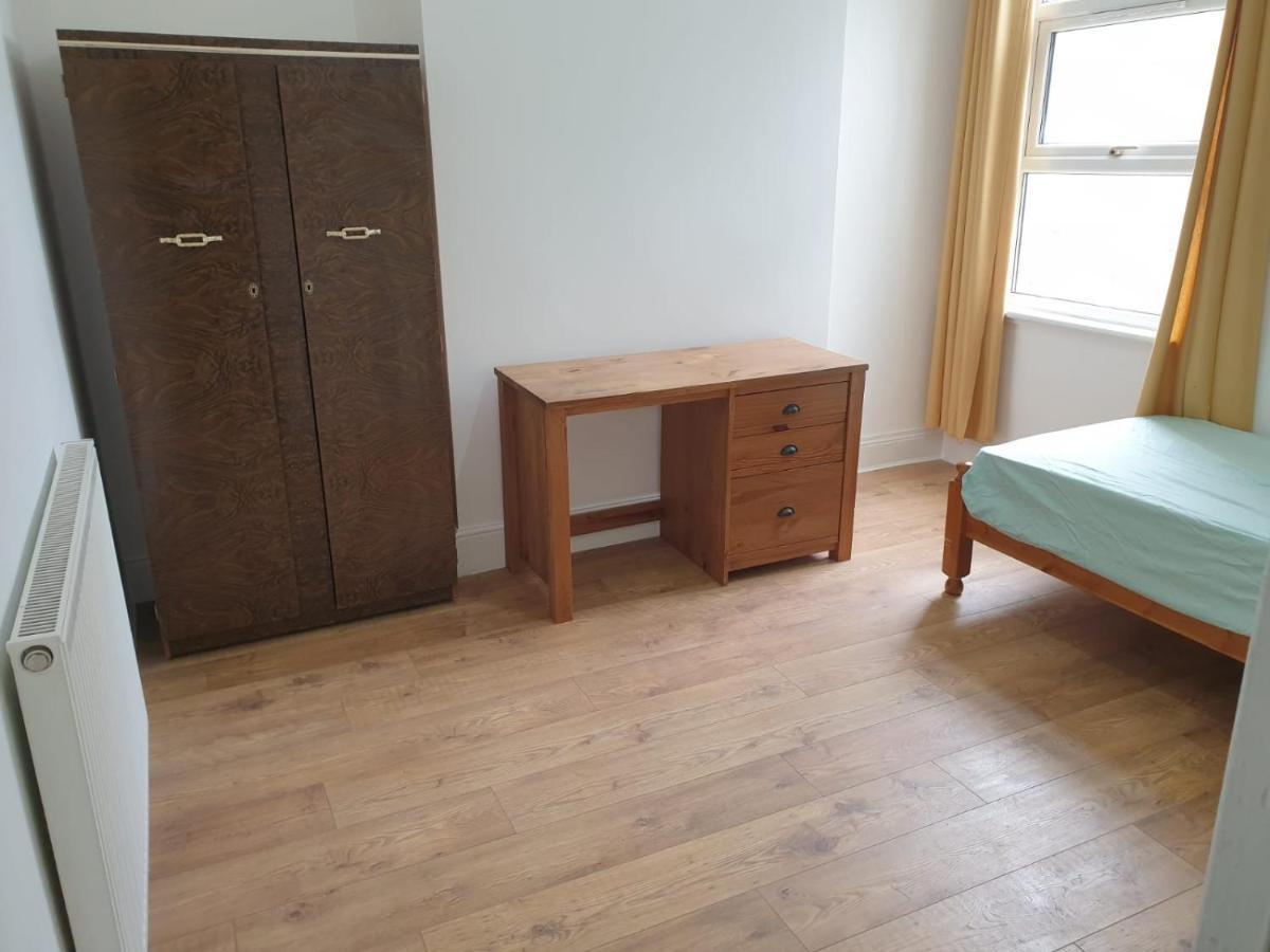 Burney Tomar House Appartement Croydon Buitenkant foto